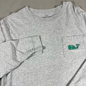 Vineyard Vines men's gray long-sleeve t-shirt with a football field whale XL